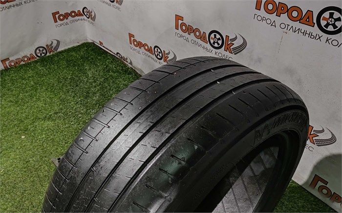 Шина лето R18 Michelin 235х45 23729