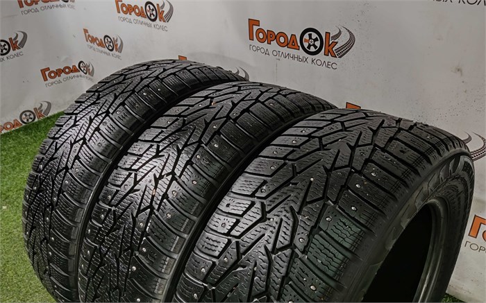 Шина зима 3шт. R17 Nokian 215х60 23746