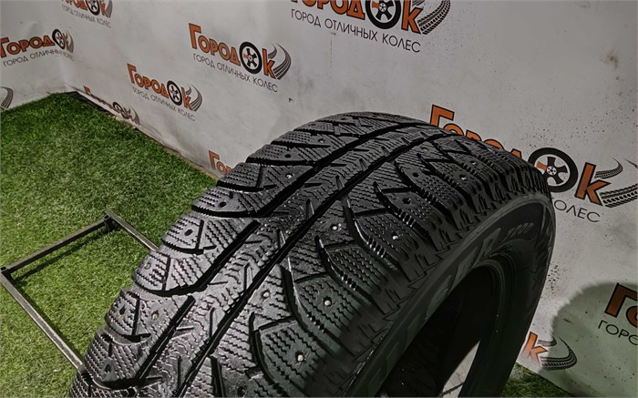 Шина зима R16 Bridgestone 215х60 23818