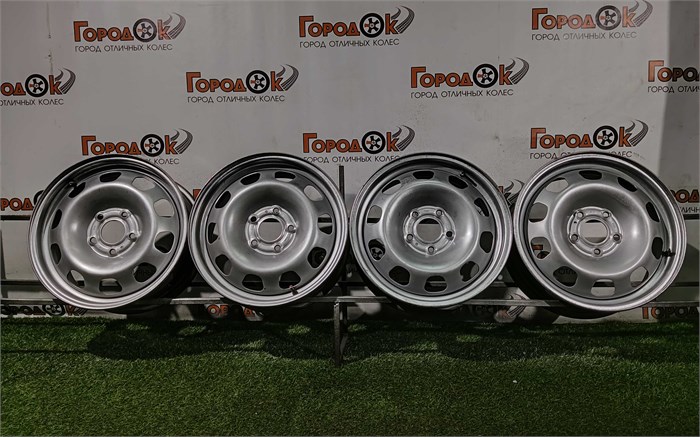 К-кт штампованных дисков  R16 NISSAN 5х114,3/66,1/50 23836