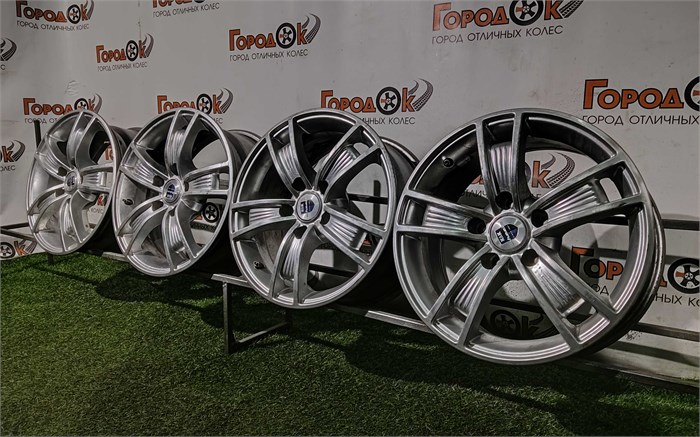 К-кт литых дисков R16 NISSAN 5х114,3/66,1/40 24300