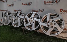 К-кт литых дисков R16 RENAULT 5х114,3/66,1/50 23722